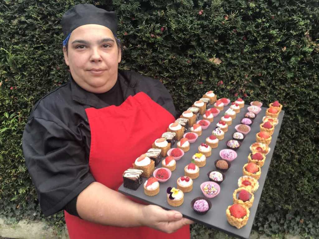 Downsend chef shows off sweets and cakes