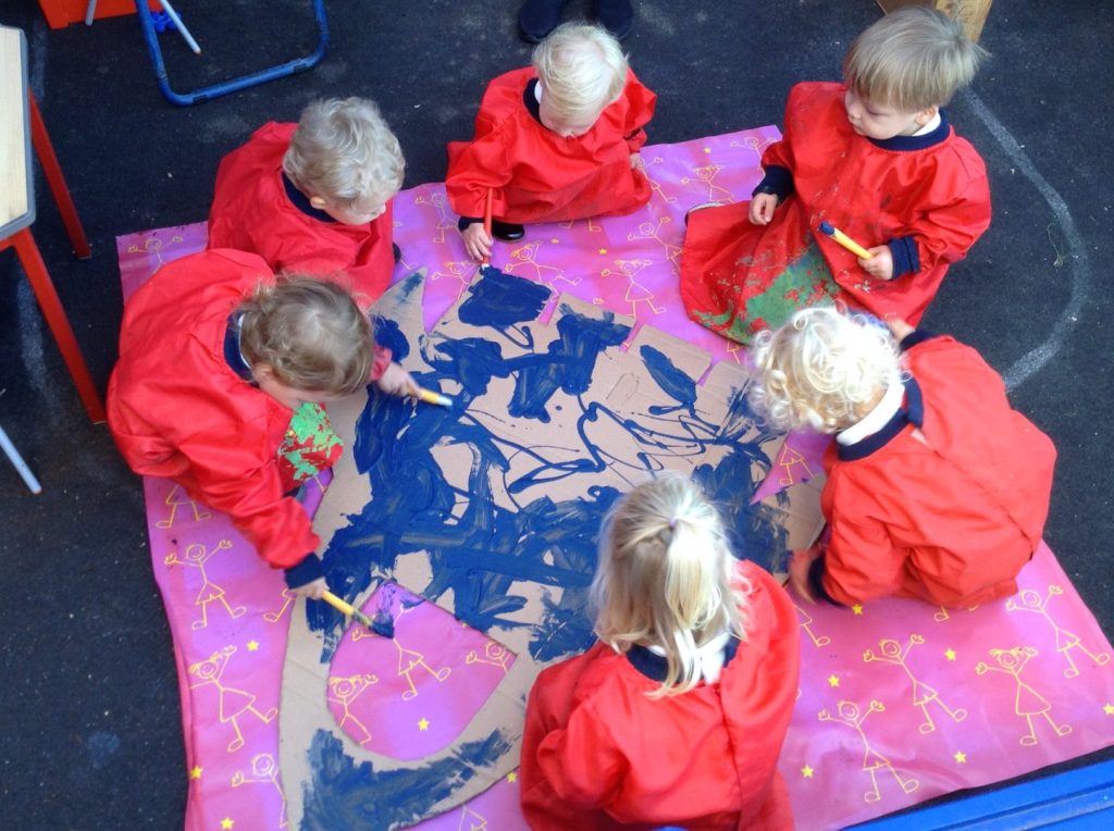 Ashtead pupils enjoy painting on the ground
